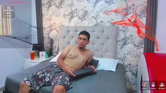 alexxa and sadman online show from October 15, 2025, 2:28 pm