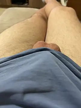 Snapshot of reelciii21 chatting on November 12, 2025, 6:08 pm reelciii21 online show from November 12, 2025, 6:08 pm