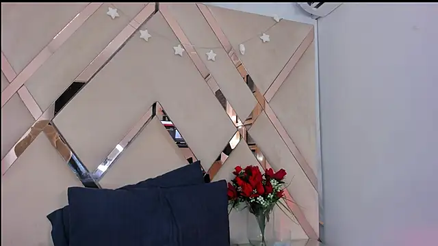 Snapshot of ninaht chatting on November 21, 2025, 8:40 pm ninaht online show from November 21, 2025, 8:40 pm