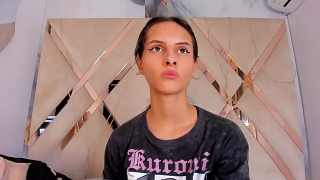 Snapshot of ninaht chatting on January 31, 2026, 9:24 pm ninaht online show from January 31, 2026, 9:24 pm