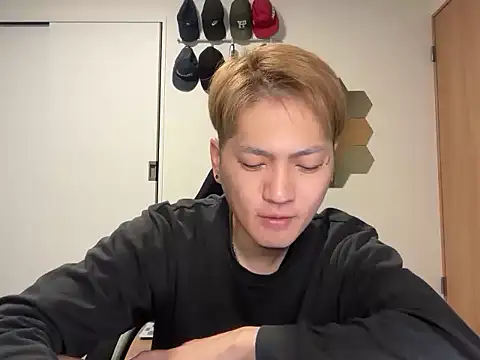 kensnb online show from November 26, 2025, 7:48 pm