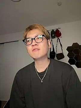 kensnb online show from November 27, 2025, 8:11 pm