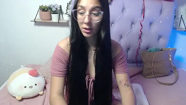 Freyja 01 online show from February 8, 2025, 9:46 pm