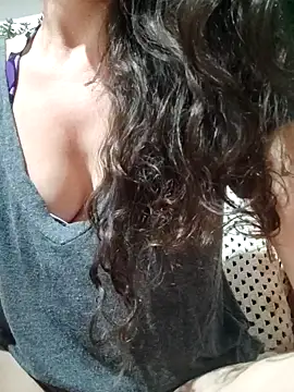 Snapshot of senhorasegredo chatting on February 26, 2025, 3:42 am senhorasegredo online show from February 26, 2025, 3:42 am