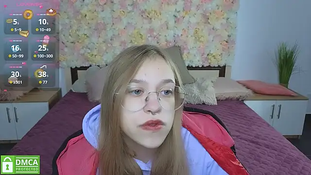 LayriantaVee online show from October 1, 2025, 5:57 am