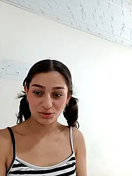 Ary-18 online show from November 5, 2025, 2:50 pm