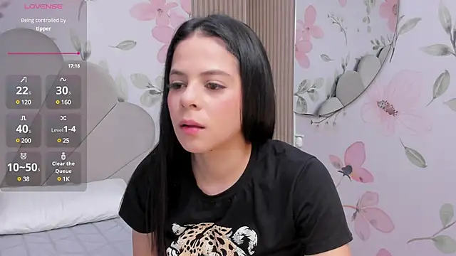 Sensual Sophie  online show from March 17, 2025, 10:06 am