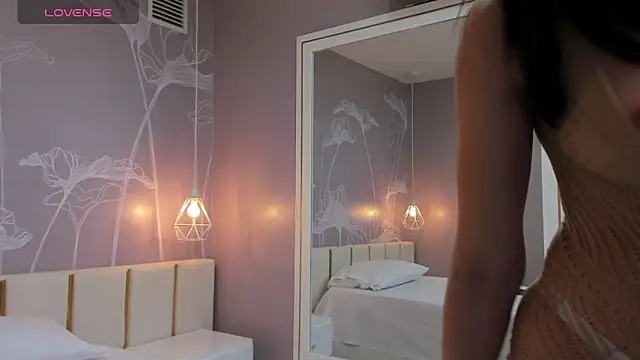 Sensual Sophie  online show from October 10, 2025, 11:31 am