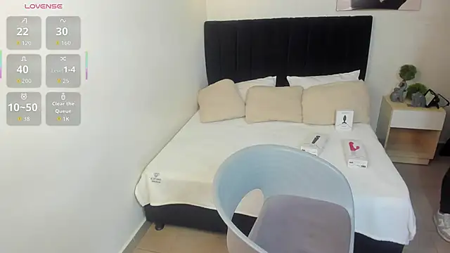 Snapshot of Scarlett__bell chatting on October 16, 2025, 1:34 pm Scarlett bell online show from October 16, 2025, 1:34 pm