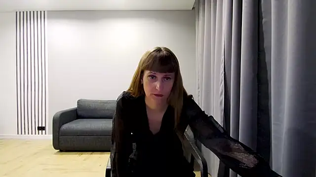 Daniella Lorente online show from January 13, 2025, 2:50 am