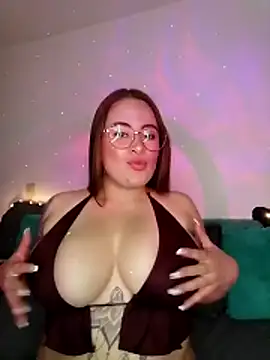 Snapshot of soofy__ chatting on March 7, 2026, 3:03 am soofy online show from March 7, 2026, 3:03 am