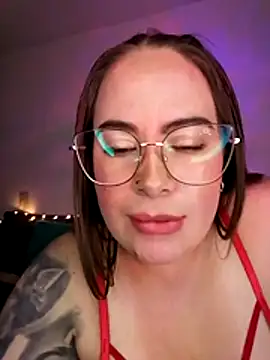 Snapshot of soofy__ chatting on April 9, 2026, 6:30 am soofy online show from April 9, 2026, 6:30 am
