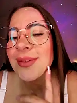 Snapshot of soofy__ chatting on April 14, 2026, 4:29 am soofy online show from April 14, 2026, 4:29 am