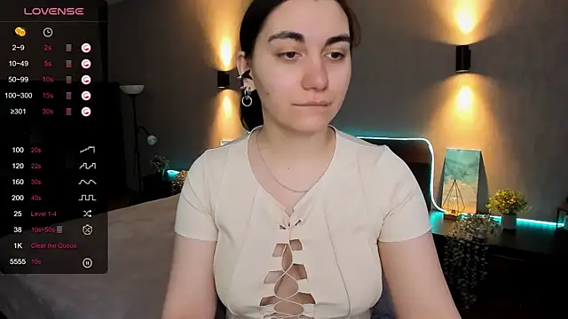 hannacheekss  online show from March 14, 2025, 1:59 am