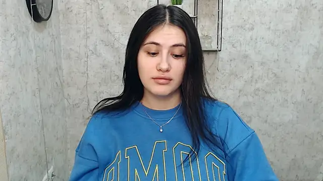 AliceSexyyy  online show from January 15, 2025, 1:09 pm