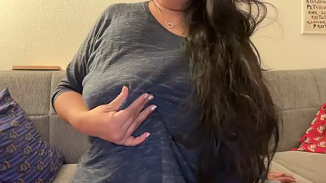 MashaCL online show from January 14, 2026, 6:41 am