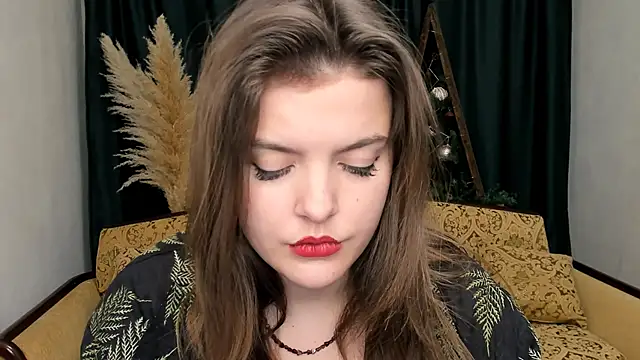 Snapshot of showmeparadise chatting on February 5, 2025, 12:27 pm showmeparadise online show from February 5, 2025, 12:27 pm