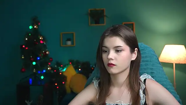 EvaThopson online show from December 8, 2024, 3:13 pm