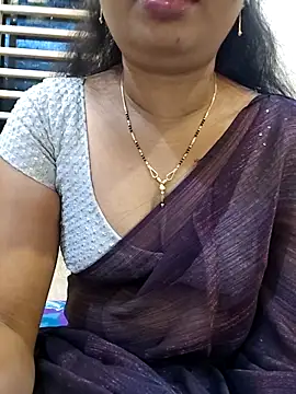 Lilly-queen online show from November 9, 2025, 6:50 pm