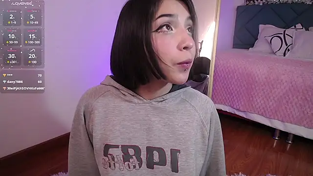 Escarlett Wii online show from February 22, 2025, 4:19 pm