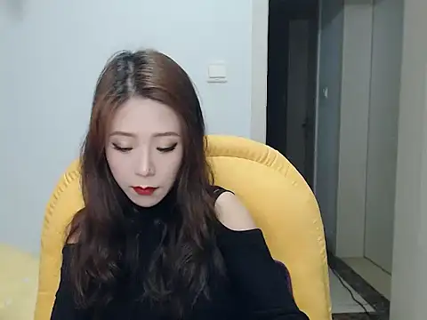 SuSushi728 online show from December 26, 2024, 4:25 pm