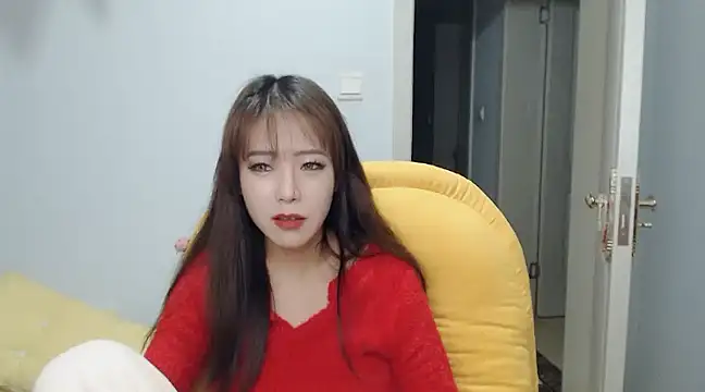 SuSushi728 online show from January 14, 2025, 6:17 pm