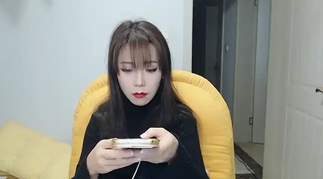 SuSushi728 online show from March 15, 2025, 7:05 pm