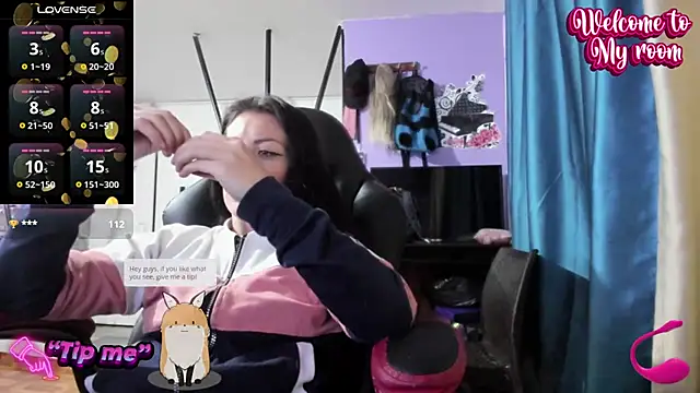 Snapshot of Tefannyy_ chatting on January 25, 2025, 11:54 pm Tefannyy online show from January 25, 2025, 11:54 pm