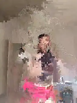 Snapshot of Tefannyy_ chatting on February 28, 2025, 5:04 pm Tefannyy online show from February 28, 2025, 5:04 pm