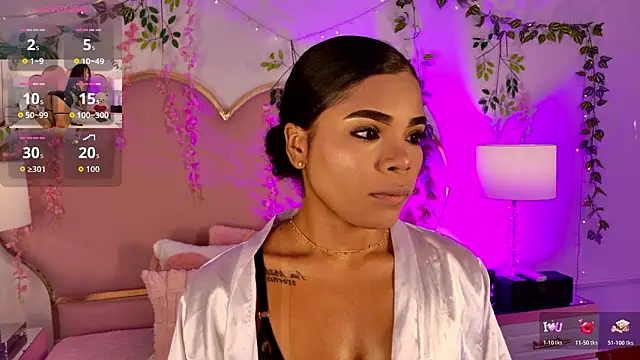 NahiaraReina online show from March 15, 2026, 1:17 pm