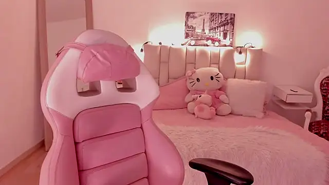 yenny garcia online show from January 12, 2026, 6:13 pm