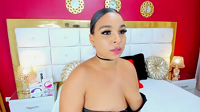 EileenBenzon online show from December 11, 2024, 11:00 pm