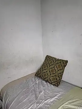 Cositarica 69 online show from February 5, 2026, 12:04 am