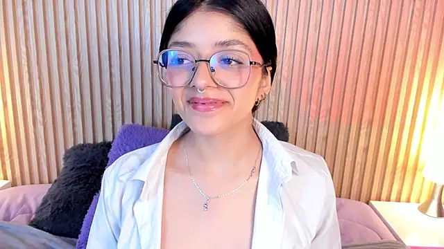 Snapshot of lana_dol chatting on September 20, 2025, 4:13 am lana dol online show from September 20, 2025, 4:13 am