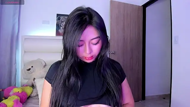 gaby desire777 online show from April 16, 2026, 5:19 am