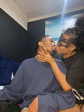 BlueIceCube online show from April 23, 2026, 7:05 pm