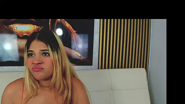 Snapshot of Nathasha_gghh chatting on September 15, 2025, 6:46 am Nathasha gghh online show from September 15, 2025, 6:46 am