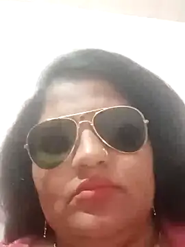 Snapshot of seemi_bhabhi chatting on March 8, 2025, 4:39 pm seemi bhabhi online show from March 8, 2025, 4:39 pm