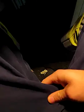 coppiapazza online show from January 6, 2026, 10:23 pm