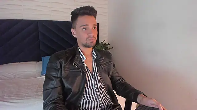 Edward max online show from February 24, 2025, 10:58 pm