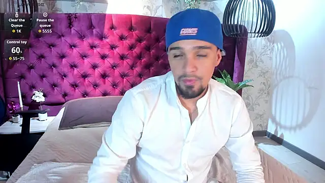 Edward max online show from November 18, 2025, 3:23 am