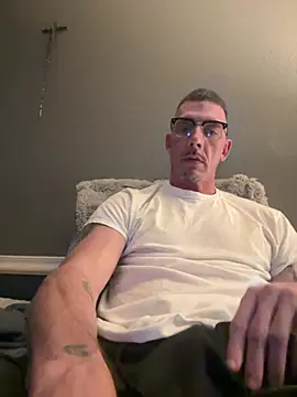 Snapshot of mike_hawks_nice chatting on February 22, 2025, 4:51 pm mike hawks nice online show from February 22, 2025, 4:51 pm