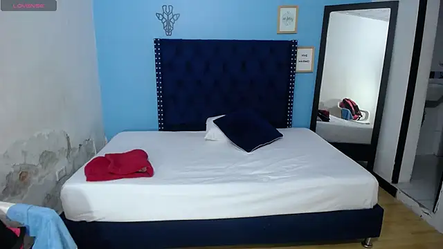 kinky redhead18 online show from March 11, 2025, 12:28 pm