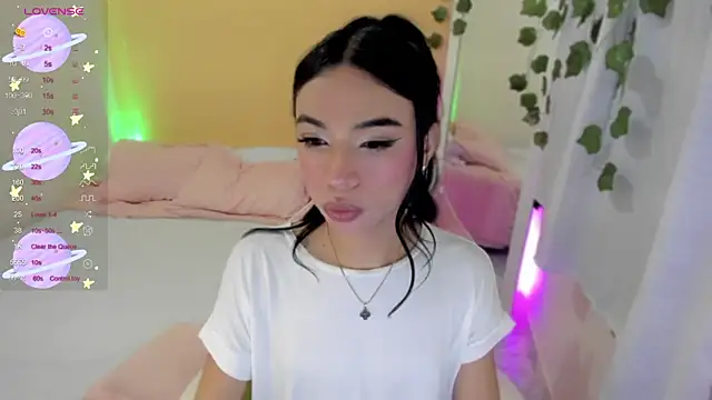 AndreaSweet  online show from January 22, 2025, 5:06 pm