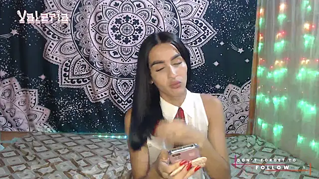 liissa 0 online show from December 3, 2025, 4:09 am