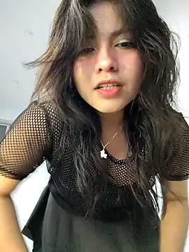 Elsa sweet online show from October 8, 2025, 4:10 am