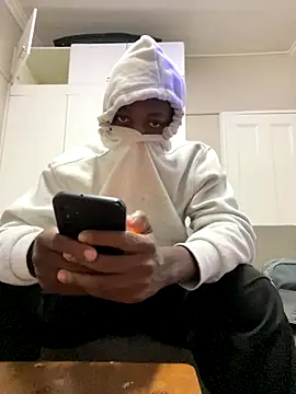 Snapshot of Mischevous_T69 chatting on September 28, 2025, 8:14 pm Mischevous T69 online show from September 28, 2025, 8:14 pm