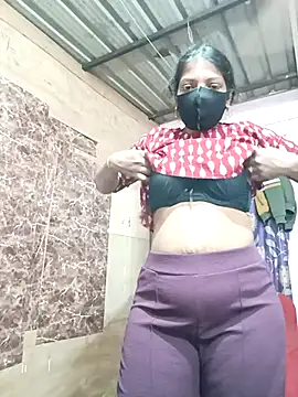 queensenorita online show from April 5, 2026, 6:21 am