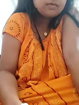 Snapshot of Priya_2222 chatting on February 11, 2025, 7:05 pm Priya 2222 online show from February 11, 2025, 7:05 pm