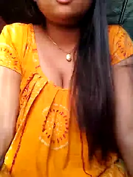 Snapshot of Priya_2222 chatting on February 17, 2025, 9:46 am Priya 2222 online show from February 17, 2025, 9:46 am